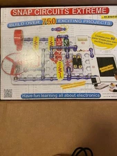 Elenco Snap Circuits 750 Extreme Electronic Educational Building Kit
