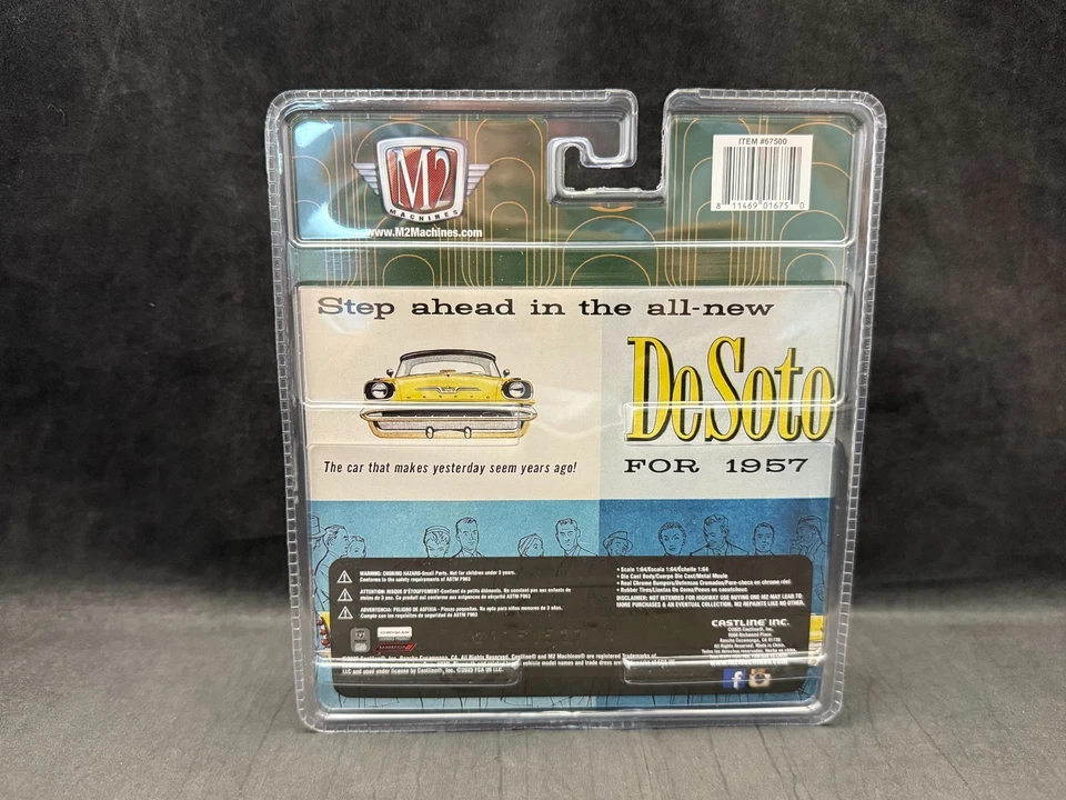 M2 Diorama 1957 DeSoto Fireflite with 2 Figures 1:64 Scale Diecast R16 - Image 3 of 4