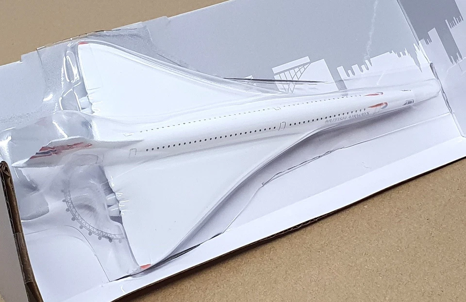 Corgi 1/400 Scale Diecast GS84008 - Concorde Aircraft BA Livery - Image 3 of 4