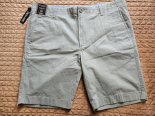 NWT Roundtree  Yorke Trim Fit Men's Gray Flat Front Chino Shorts, Size 40