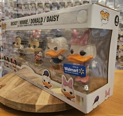 Funko Pop Disney 100 SET 4 Mickey/Minnie/Donald/Daisy Walmart