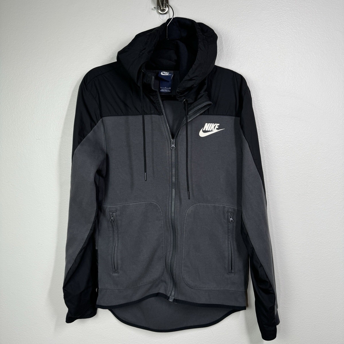 nike jacket mens small