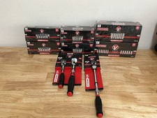 New - Craftsman V Series Ratchet Set 38 And 12 Sockets And Ratchets