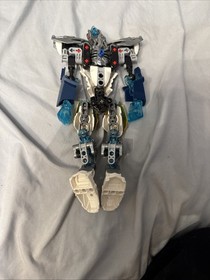 LEGO Bionicle LOT: Kopaka Master of Ice 70788 (2015) Read Description