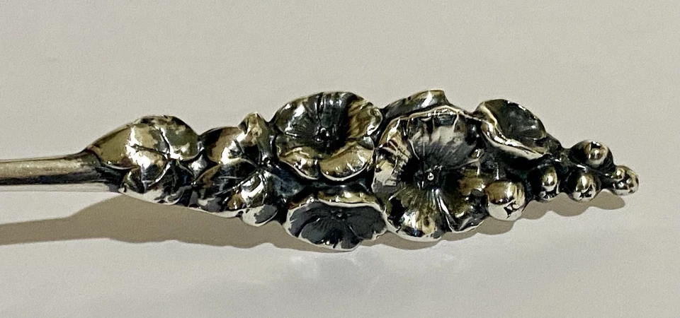 Colher vintage Reed & Barton 5" design floral prata esterlina marca registrada águia/leão - Imagem 4 de 4