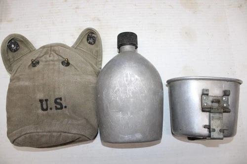 US Military Issue WW2 1943 Metal Water Canteen wth Cup an Canvas Pouch Set JC5