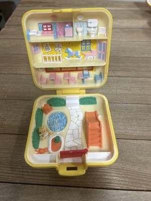 1989 Polly Pocket Midge's Play School Nursery Compact Bluebird