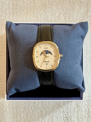 Noah Timex Oval Moon Phase - ellipse watch black gold