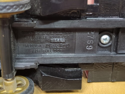 Ertl Big A Auto Parts 1926 Mack Bull Dog Metal Truck Coin Bank Made In USA - Picture 8 of 8