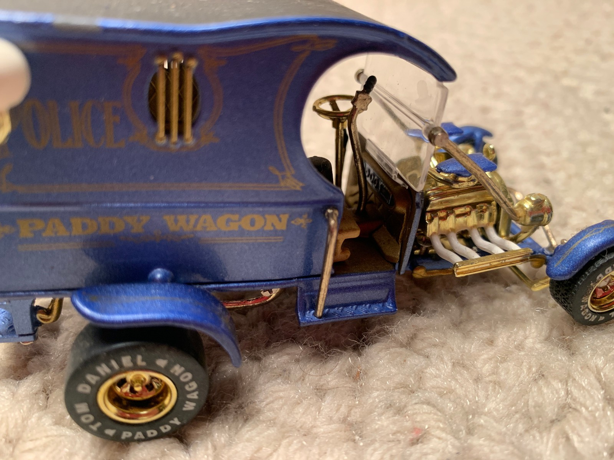 Lot Of 2 Toy Zone 1/43 Tom Daniels Show Cars Paddy Wagon & Red