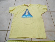 RARE 90'S SIZE LARGE VINTAGE SPACE SHUTTLE NASA T SHIRT MENS HANES USA  SOFT