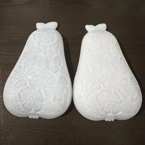 2Hazel Atlas Vintage Milk Glass Pear Shaped Fruit Candy Dish Spoon Rest Embossed