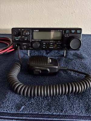 Alinco DX-70 HF Transceiver Black w/ Hand Microphone, LCD, SSB CW AM/FM