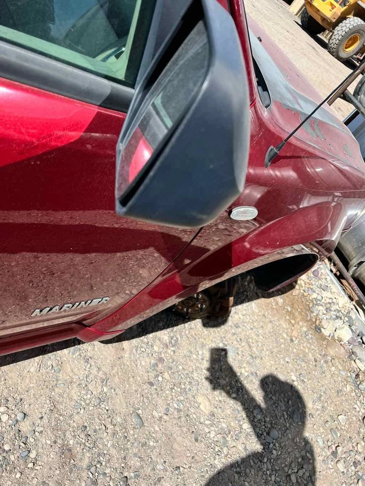 Used Rear Left Door Window Regulator Rear fits: 2008 Mercury Mariner electric in - Imagem 3 de 4