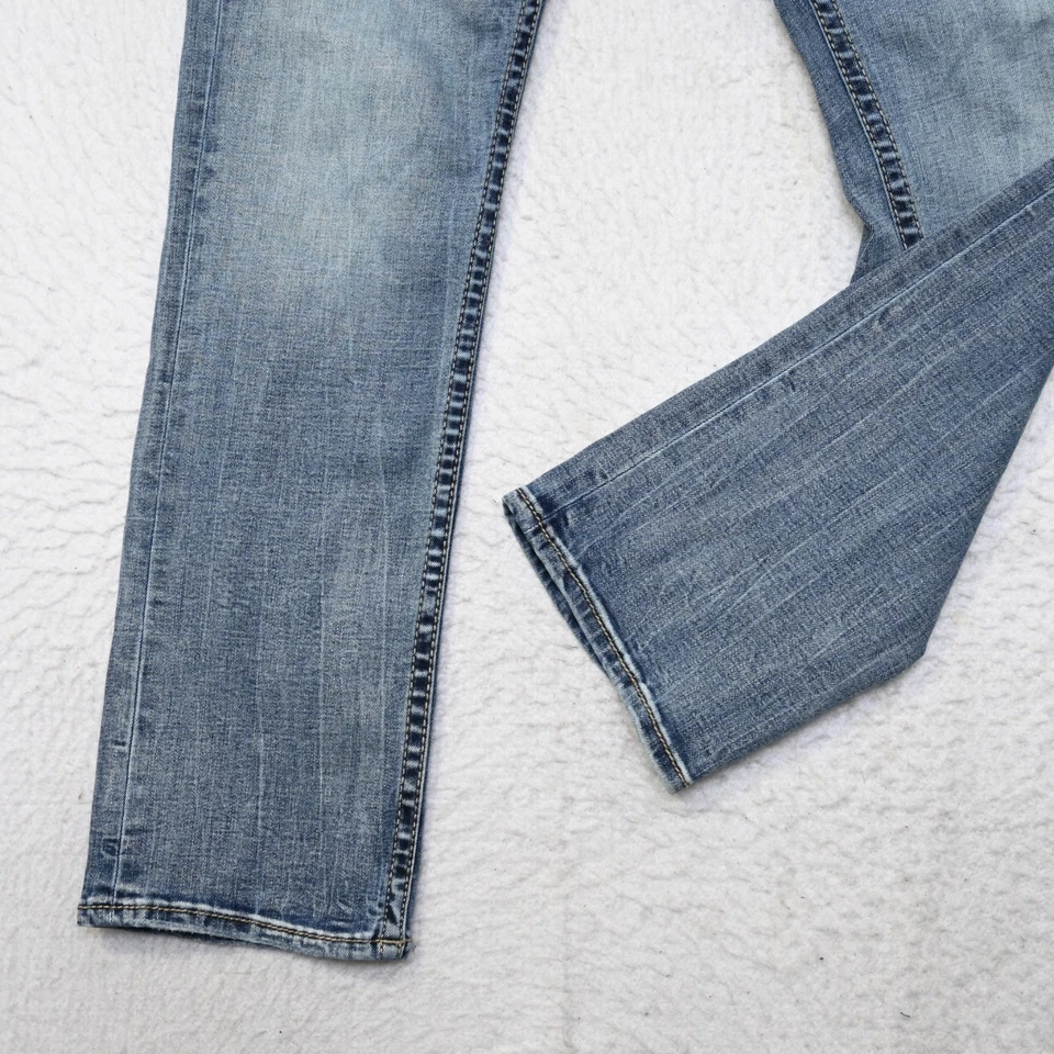 Jeans BKE Hebilla Jake Pierna Recta Elastizados Denim Azul Para Hombre Talla 32 x 30 Foto 3 de 4