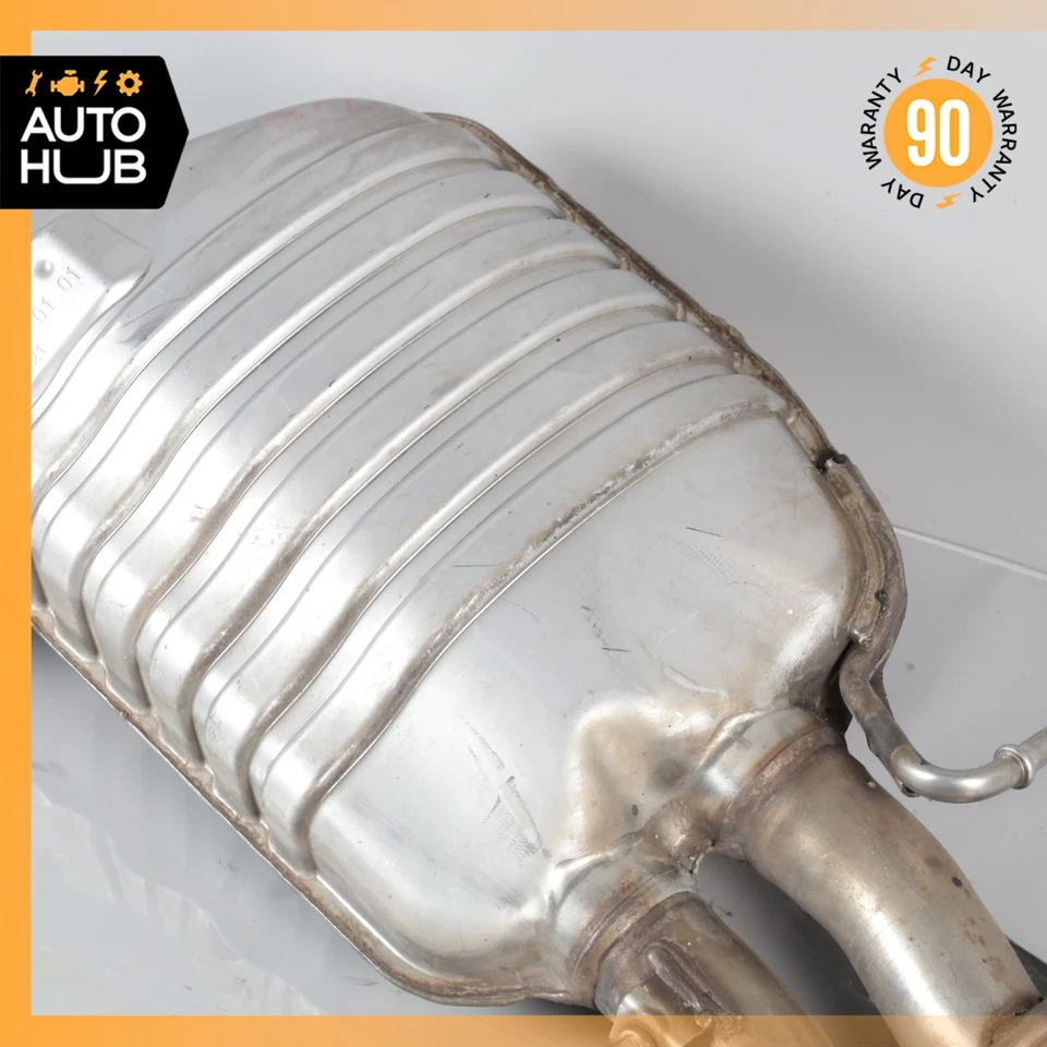 Silenciador de escape derecho del pasajero 12-18 Mercedes W218 CLS63 E63 AMG sedán OEM Foto 4 de 4