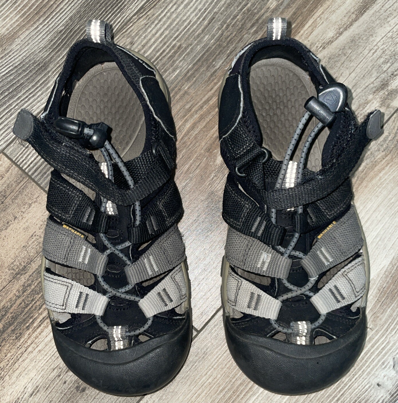 Sandali unisex Keen Newport bambini taglia 2 grigi con coulisse gancio e passante escursionismo acqua