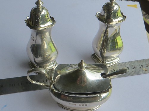 Drummund Melb H/M 1933 3 Pc Sterling Silver Muffineer Salt Pepper Mustard 183g - Picture 2 of 15