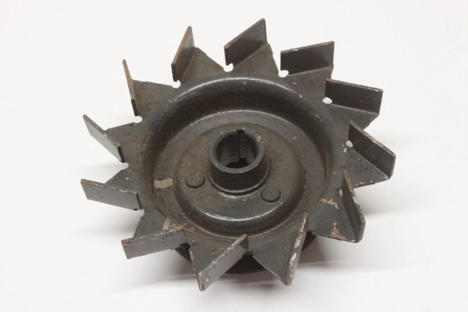 Nuevo de Lote Antiguo 1953 1954 Chevrolet Belair 1953-55 Camión Generador Polea Ventilador GM 3703606 Foto 4 de 4