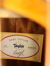 Taylor Baby Taylor BT1 3/4 Acoustic Guitar Natural 6-String Left handed