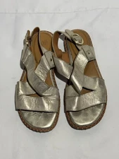 Sofft Women’s Size 8.5M Metallic Leather Slingback Sandals Comfort Cushion