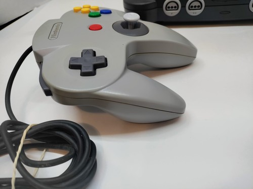 Pacchetto console di gioco di sistema Nintendo 64 N64 con controller e cavi testati dall'OEM - Foto 14 di 16