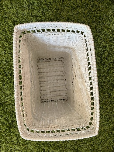Vintage White Wicker Wastebasket Trash Can Basket Garbage Bin Cottage VGUC - Picture 4 of 5