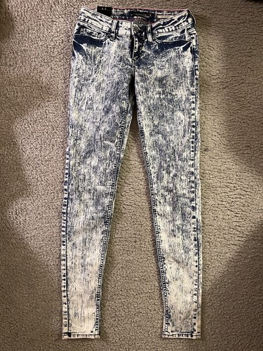 LOVESICK ACID WASH SKINNY JEANS DENIM 