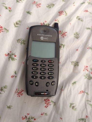 Rare early Kyocera 6035 PalmOS smartphone (no charger, untested - please read!)
