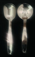 2 Oneida Large Stainless Serving Spoons Ceremonious, Wedding