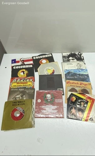 Lot of Vintage 45RPM Vinyl Records, David Bowie, Fats Domino, Diana Ross