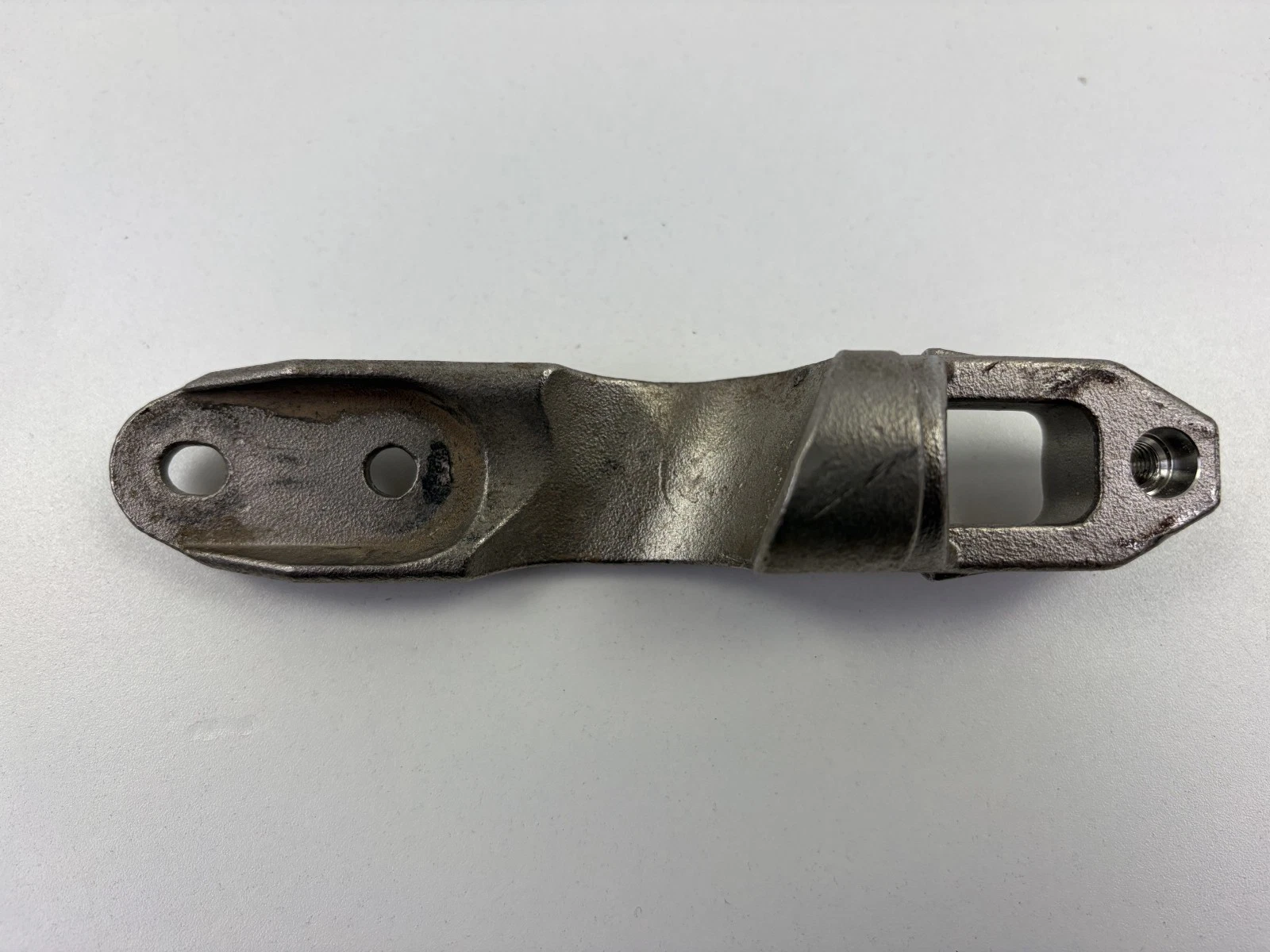 T9788138 | Triumph | LH Mount