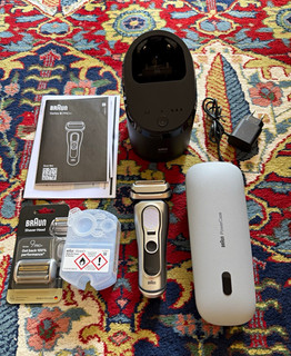 Braun Series 9 Pro Folienrasierer Set Reinigungsstation PowerCase Reiseetui