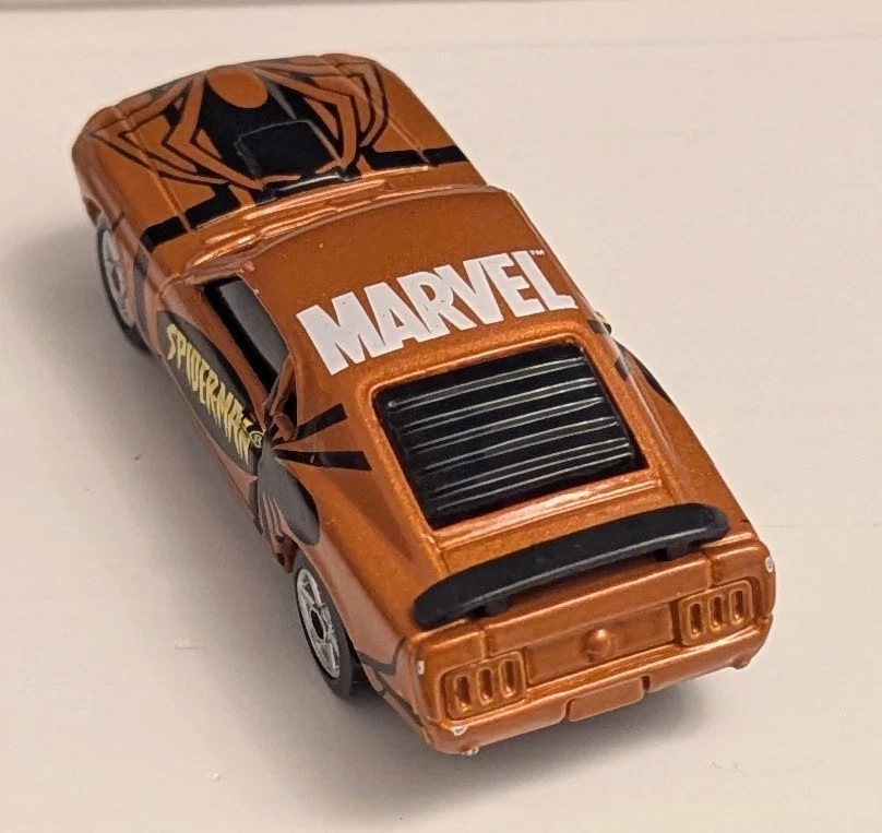 Raro Maisto Spiderman 1970 Ford Boss Mustang 1:64 metálico naranja quemado Marvel Foto 2 de 4