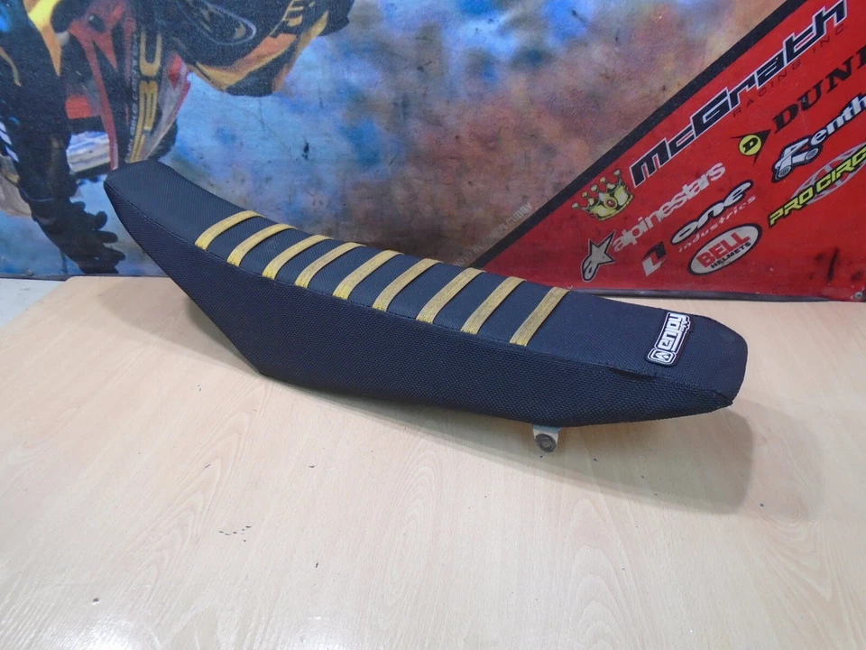 Suzuki RMZ 450 2008 asiento (A) 08 RMZ450 Foto 2 de 4