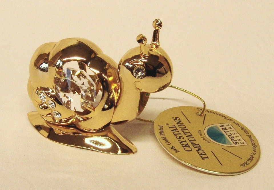 4947 Snail with Swarovski Crystal 24K Real Gold Crystal Temptations 50mm