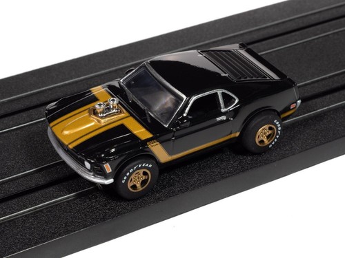 Auto World SC413-1BLK Super III 1970 Ford Mustang (Black) HO Scale Slot Car - Picture 3 of 6