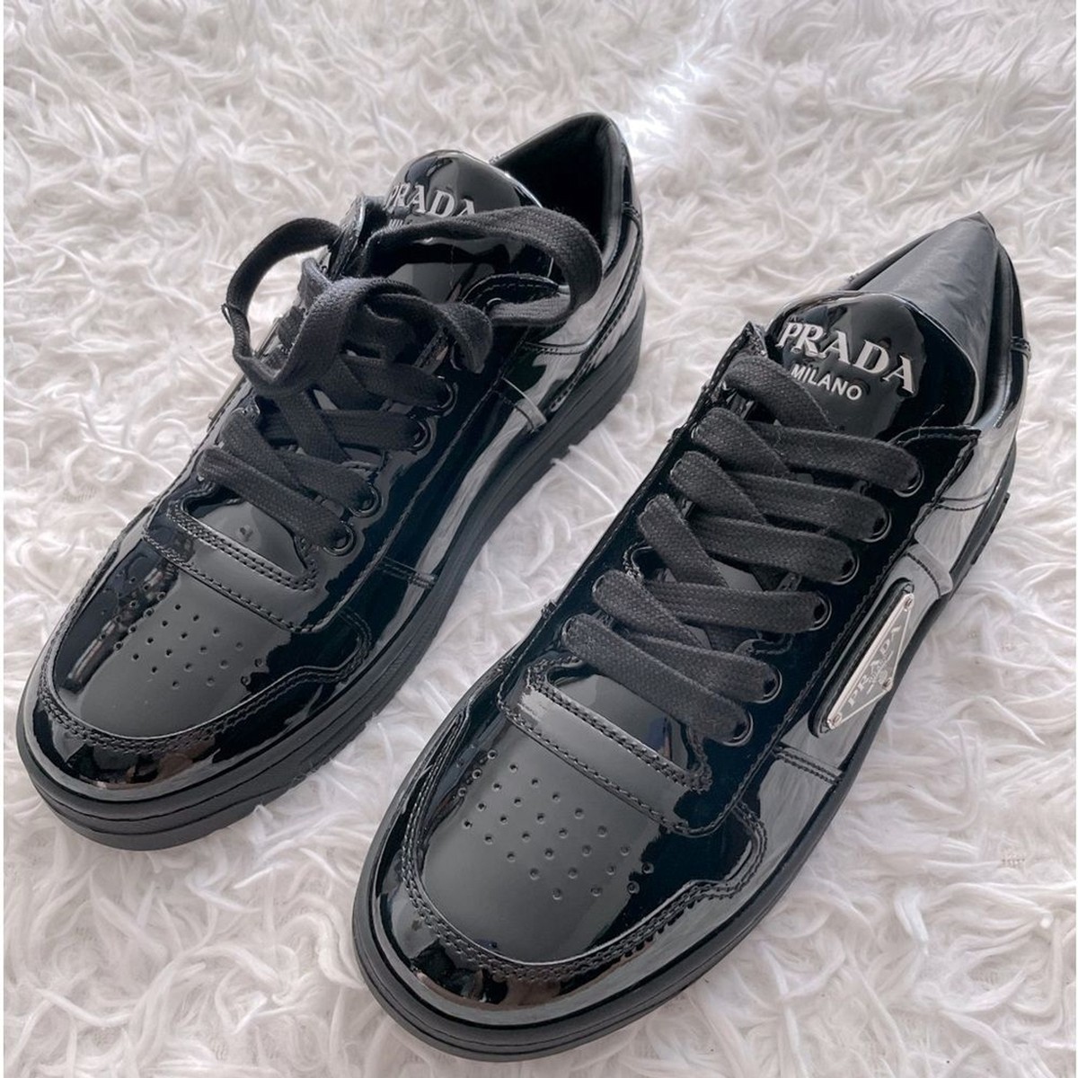 美品 prada sports square leather sneaker Prada Leather and nylon round toe sneakers | The Fashion Square
