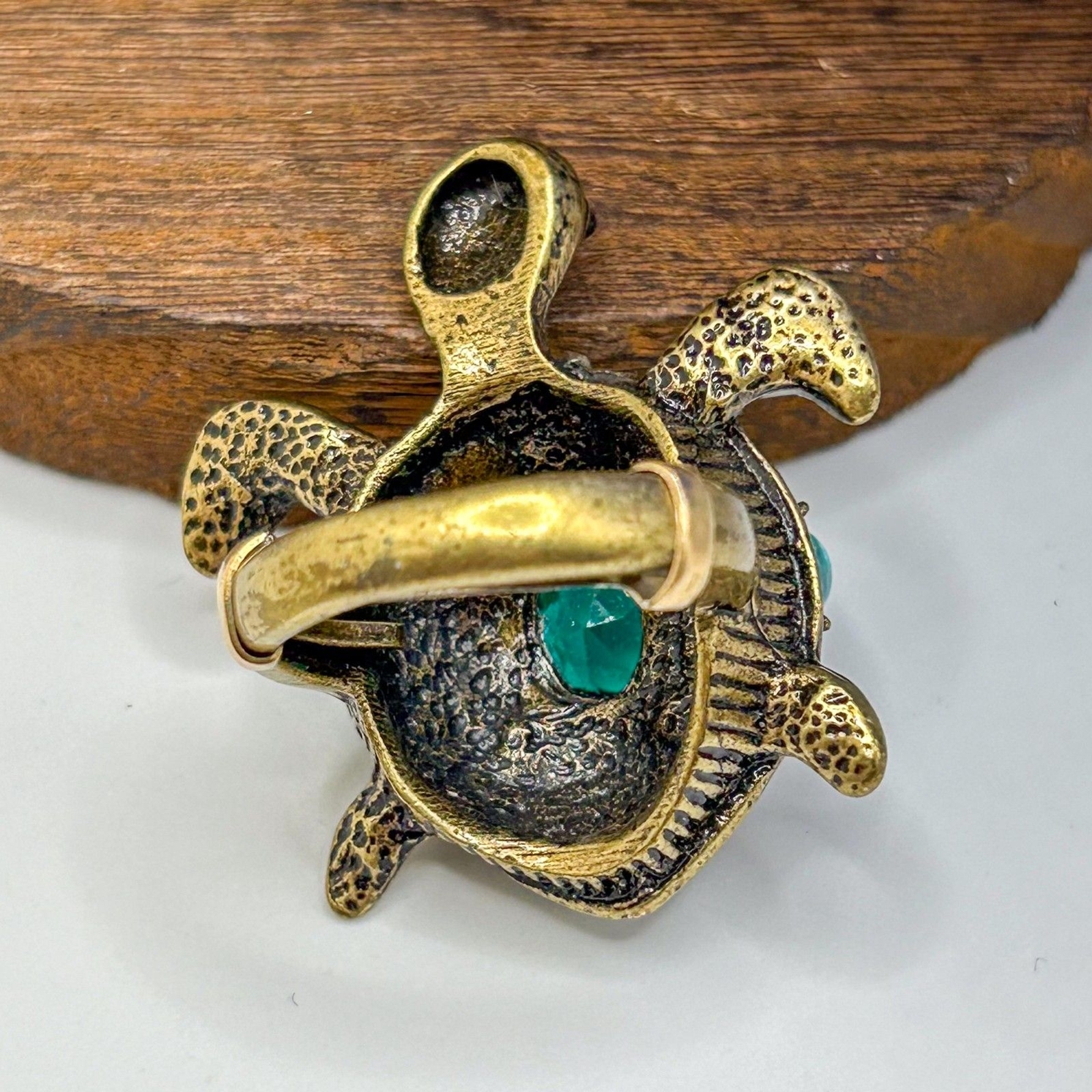 Brass Tone Turtle Ring Multicolored Cabochons Gre… - image 8