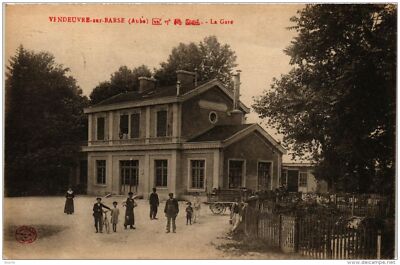CPA AK VENDEUVRE-sur-BARSE La Gare (723528)