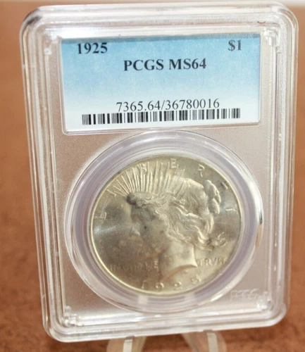 1925 Peace Silver Dollar NGC MS64 (104WEJ)