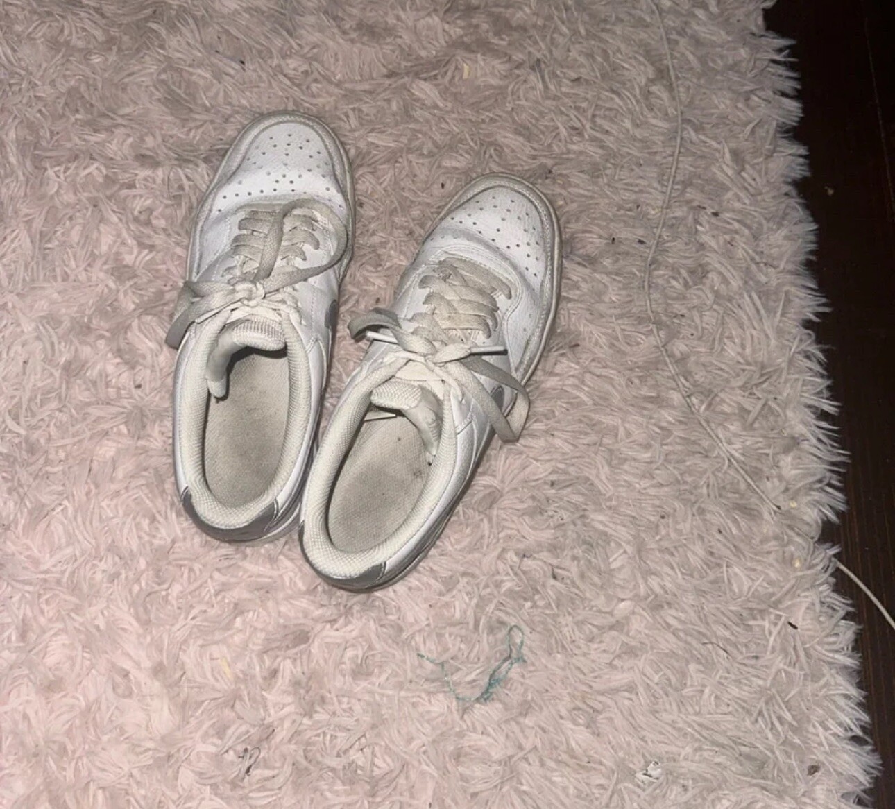 Nike (they will be cleaned) - image 3