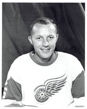1966 Original Photo Bob Hall of Detroit Red Wings Hockey posing wearing uniform
