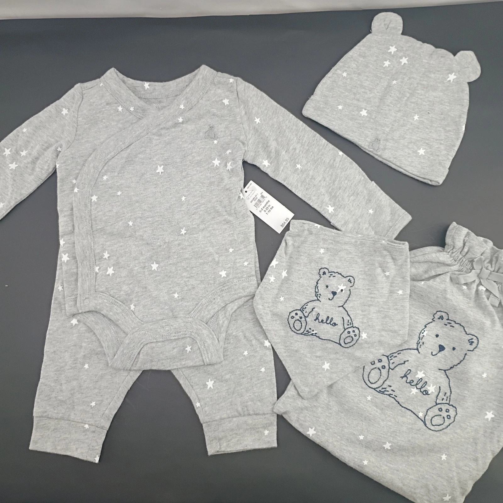 Baby GAP Organic Cotton 5 Piece NWT 0-3 Mo. Gift Set Gray With White Stars
