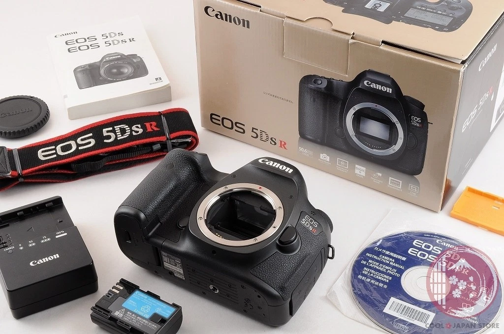 Canon EOS 5DS R Digital Cameras with Exposure Compensation for