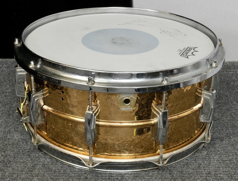 Ludwig 6.5X14" Hammered Brass Snare Drum...USA