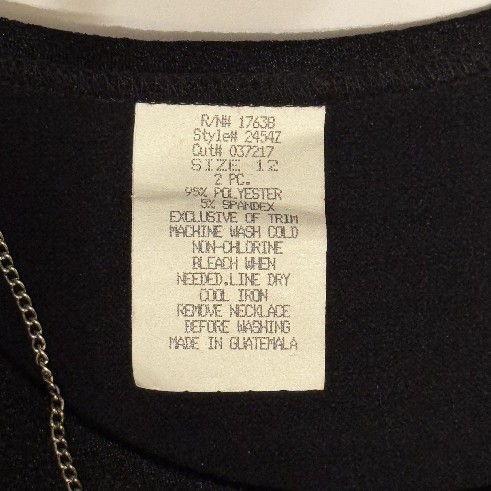 Black Sleeveless Dress with Necklace Size 12 Textured Knit 2454Z image 6