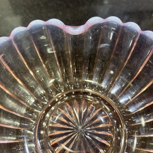 Vintage Fenton Pink Opalescent Heart Shaped Bowl Candy Dish - Picture 4 of 5