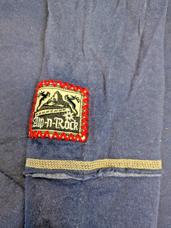 Top Henley Alp-N-Rock bordado para mujer pequeño azul manga larga ciervo floral boh Foto 2 de 4