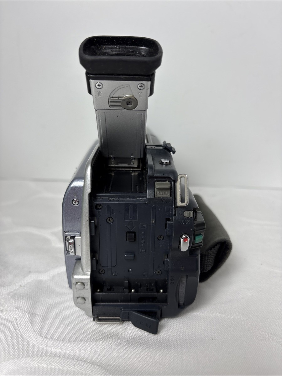 Sony Handycam DCR-TRV80 Camcorder MiniDV Digital Video Camera For